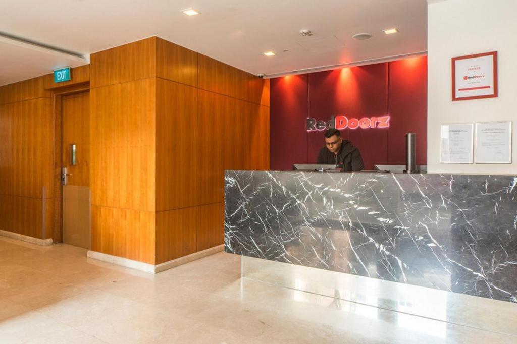 Hotel Reddoorz Premium @ Balestier Singapur Exterior foto