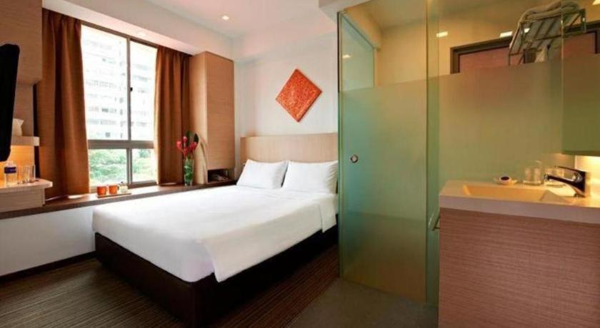 Hotel Reddoorz Premium @ Balestier Singapur Exterior foto
