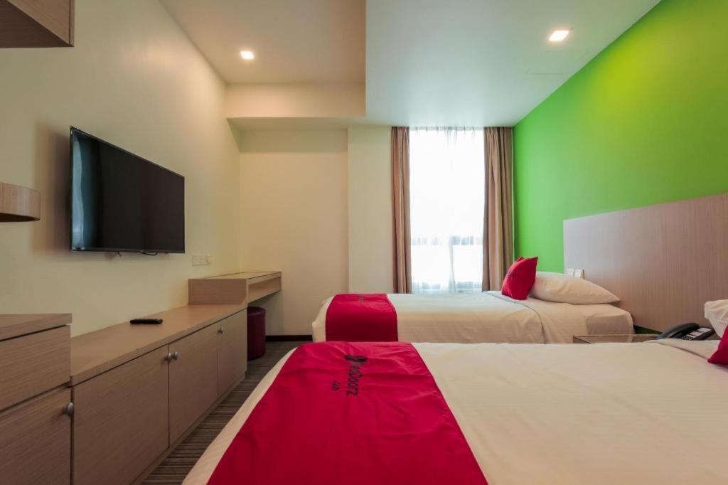 Hotel Reddoorz Premium @ Balestier Singapur Exterior foto