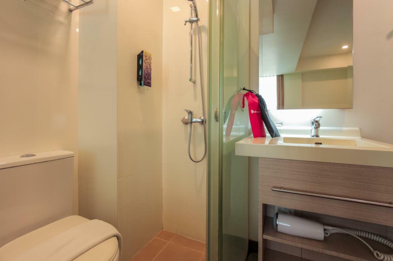 Hotel Reddoorz Premium @ Balestier Singapur Habitación foto